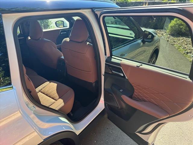 2025 Mitsubishi Outlander SEL