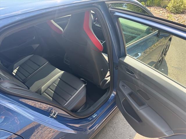2025 Volkswagen Golf GTI SE