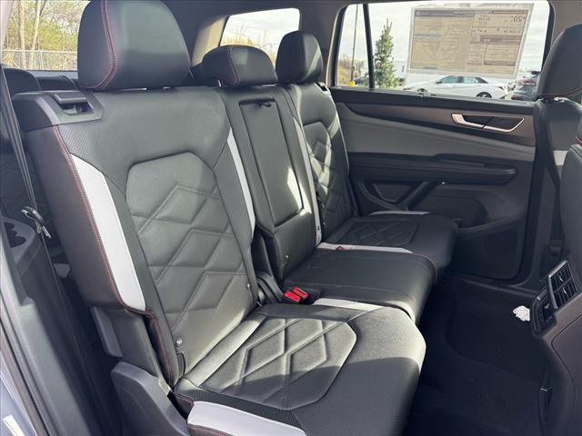 2025 Volkswagen Atlas Peak Edition 4Motion