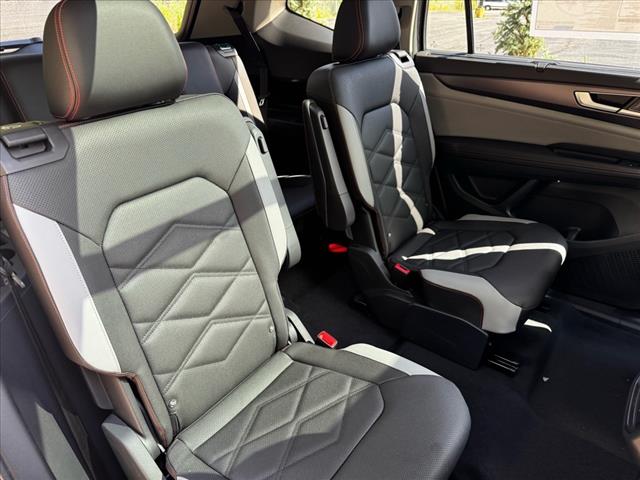2025 Volkswagen Atlas Peak Edition 4Motion
