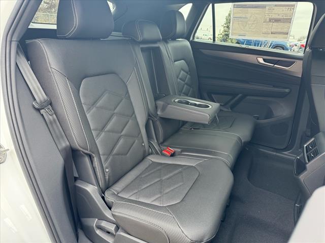 2025 Volkswagen Atlas Cross Sport SE 4Motion