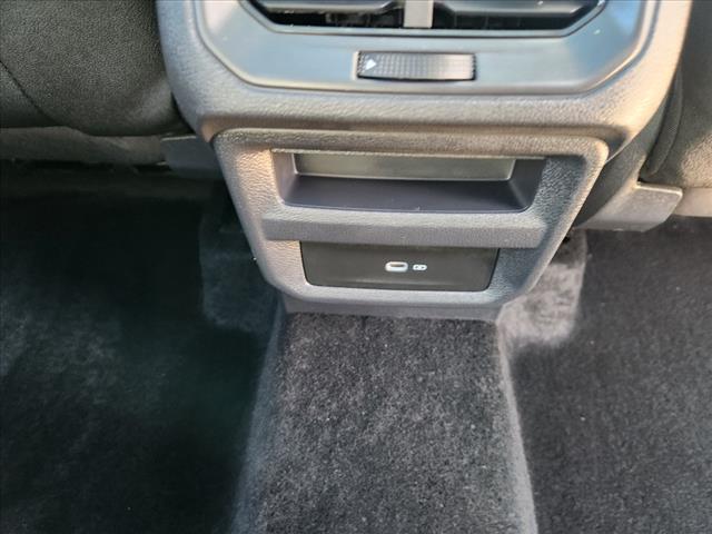 2024 Volkswagen Taos SEL 4Motion