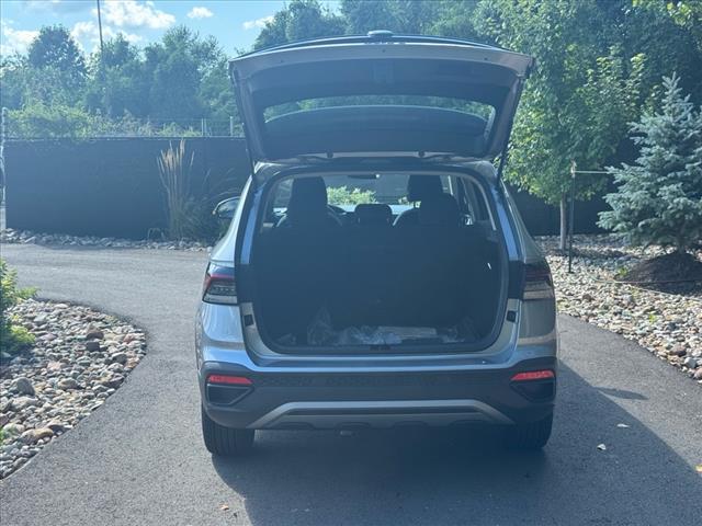 2025 Volkswagen Taos S