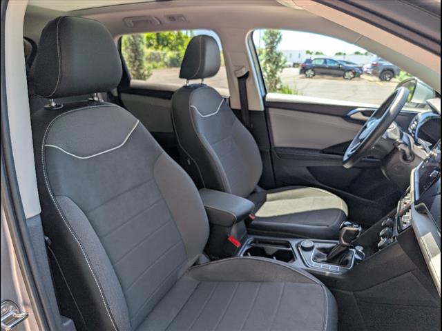 2024 Volkswagen Taos SE 4Motion