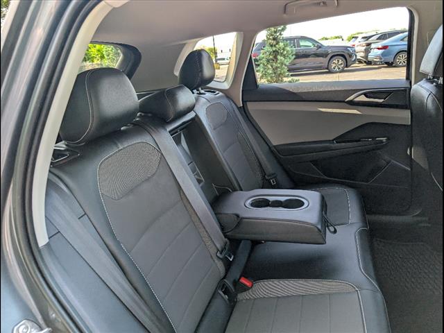 2022 Volkswagen Taos SE 4Motion