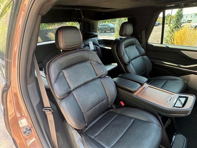 2025 Lincoln Navigator Black Label