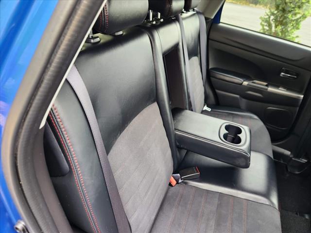 2024 Mitsubishi Outlander Sport SE