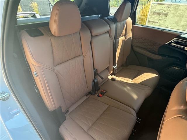 2025 Mitsubishi Outlander SEL