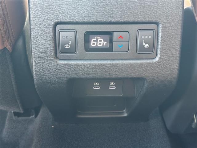 2025 Mitsubishi Outlander SEL