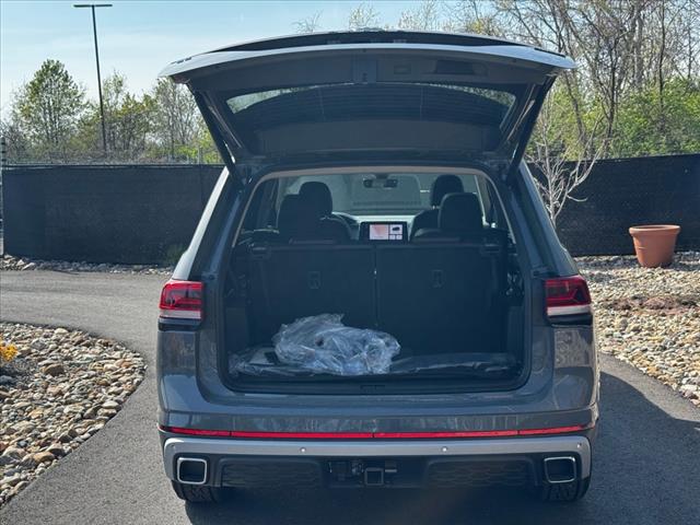 2025 Volkswagen Atlas Peak Edition 4Motion