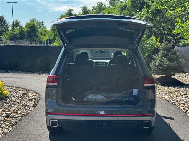 2025 Volkswagen Atlas Peak Edition 4Motion