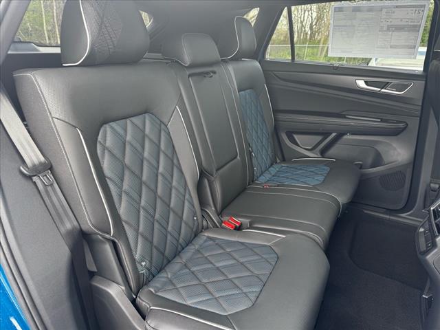 2025 Volkswagen Atlas Cross Sport SEL Premium R-Line 4Motion