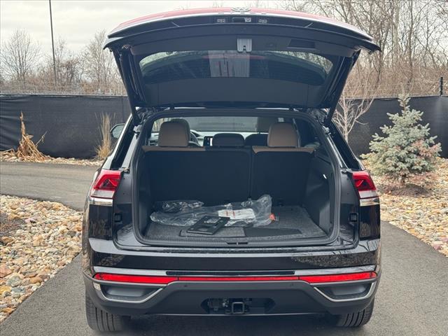 2025 Volkswagen Atlas Cross Sport SE 4Motion