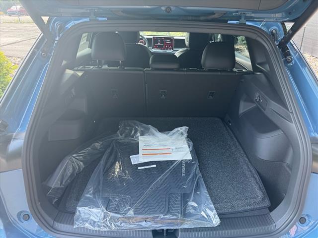 2025 Volkswagen Tiguan SE R-Line Black 4Motion