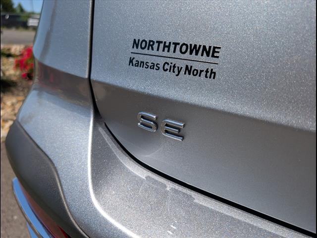 2024 Volkswagen Taos SE 4Motion
