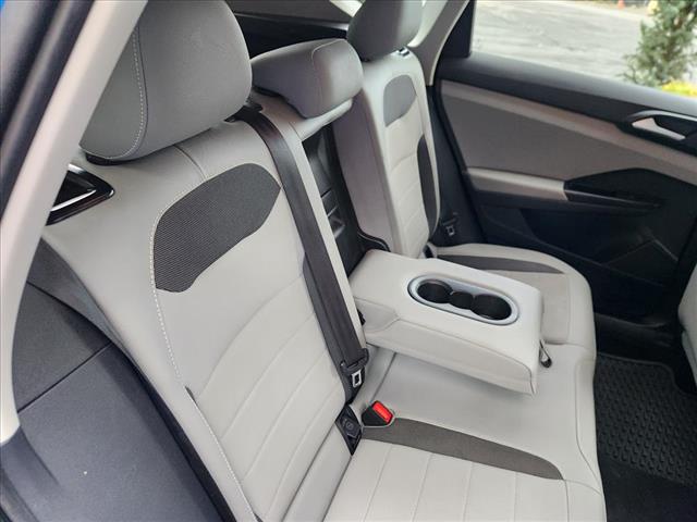 2022 Volkswagen Taos SE 4Motion