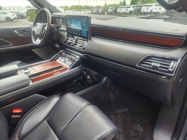 2023 Lincoln Navigator L Reserve