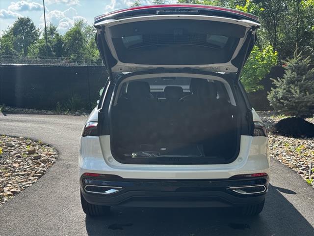 2025 Lincoln Nautilus Hybrid Premiere
