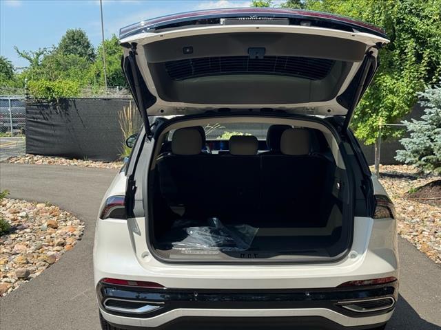 2025 Lincoln Nautilus Hybrid Reserve