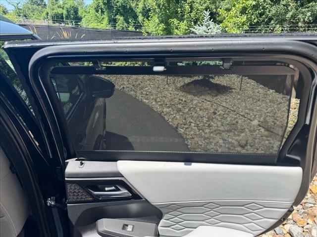 2025 Mitsubishi Outlander SEL Platinum Edition