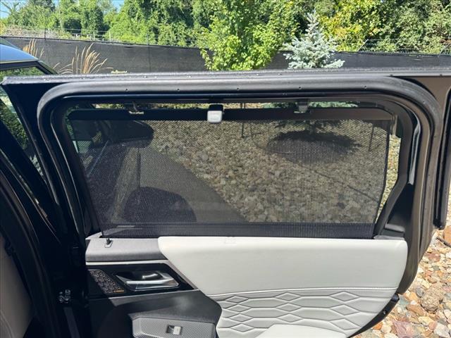 2025 Mitsubishi Outlander SEL Platinum Edition