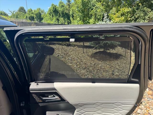2025 Mitsubishi Outlander SEL Platinum Edition