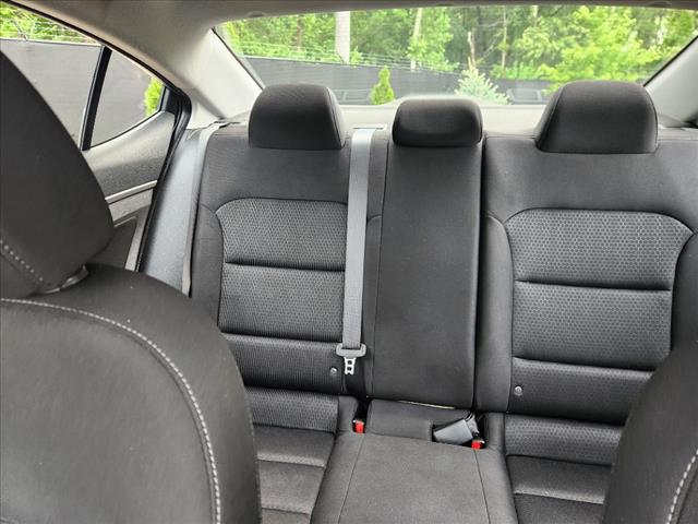 2017 Hyundai ELANTRA Value Edition