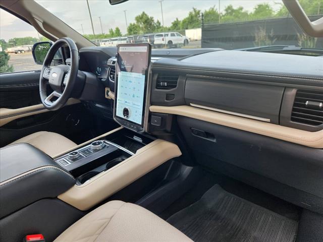 2024 Ford Expedition Platinum