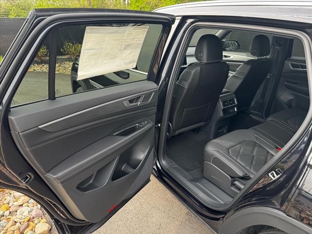 2025 Volkswagen Atlas Cross Sport SE 4Motion