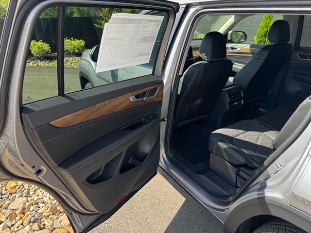 2025 Volkswagen Atlas SE 4Motion