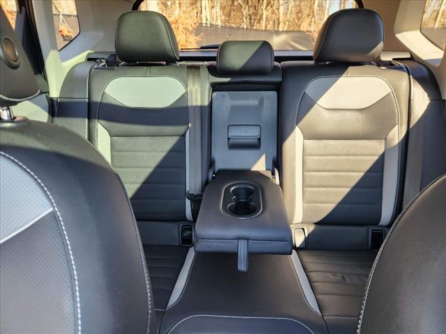 2024 Volkswagen Taos SEL 4Motion