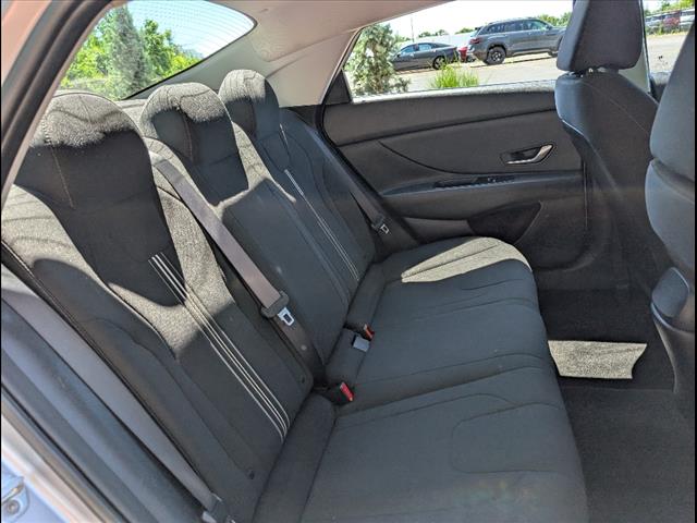 2021 Hyundai ELANTRA SEL