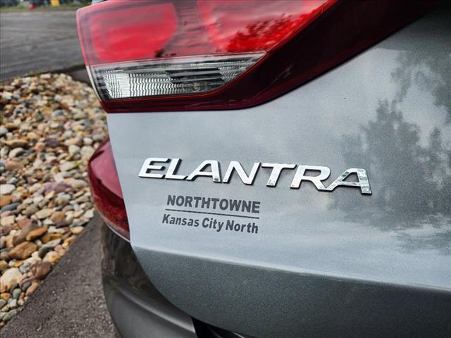 2017 Hyundai ELANTRA Value Edition
