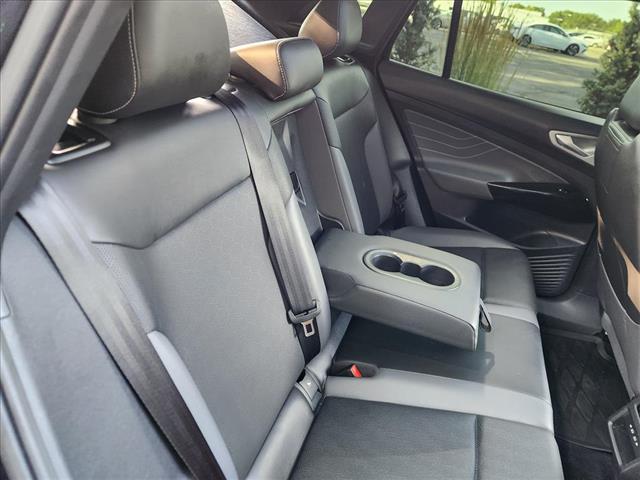 2023 Volkswagen ID.4 Pro S Plus w/ VW Sound