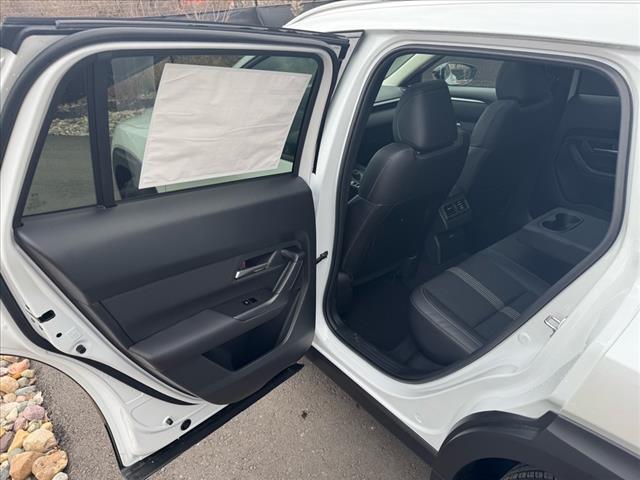 2025 Mazda CX-50 2.5 S Premium