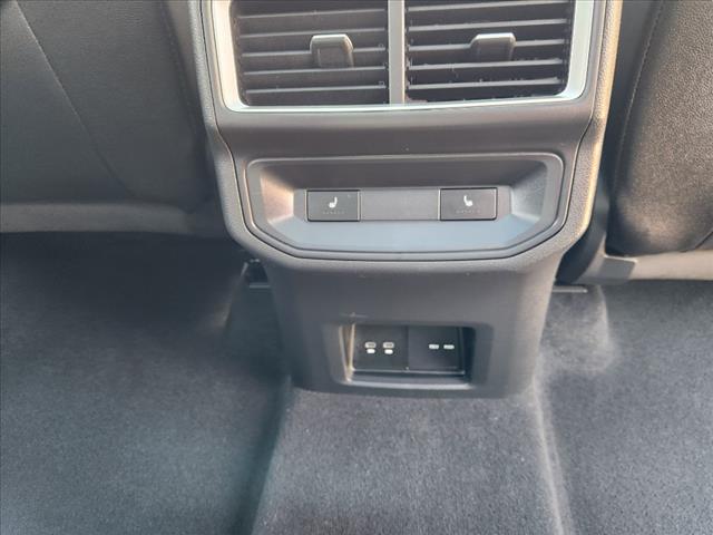 2024 Volkswagen Atlas Cross Sport SEL R-Line 4Motion