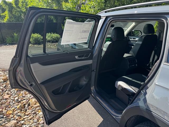 2025 Volkswagen Atlas Peak Edition 4Motion