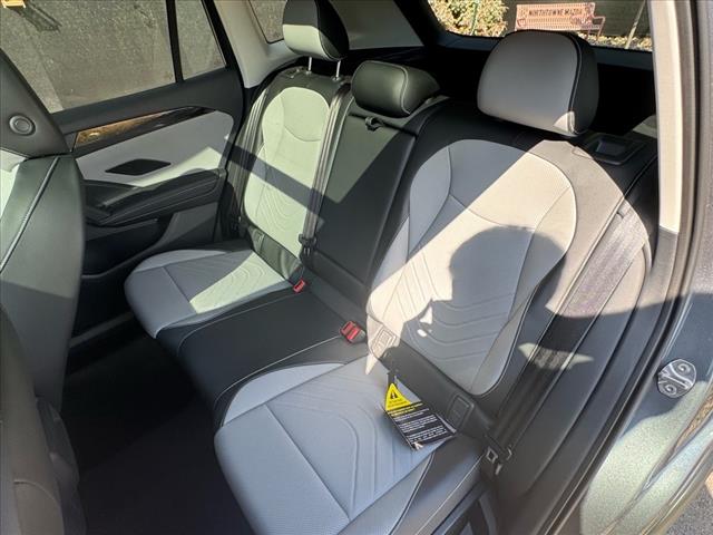 2025 Volkswagen Tiguan SE 4Motion