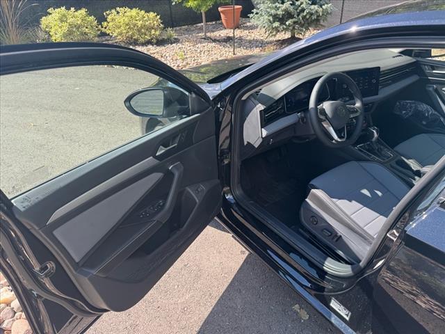 2025 Volkswagen Jetta SE