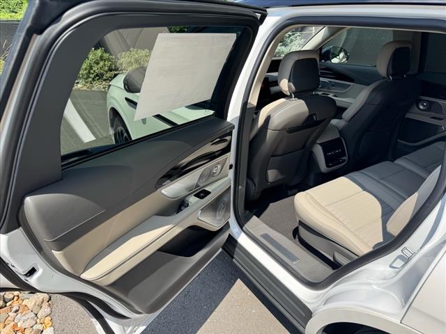 2025 Lincoln Nautilus Hybrid Reserve