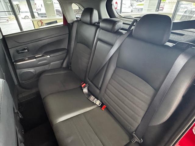 2025 Mitsubishi Outlander Sport SE