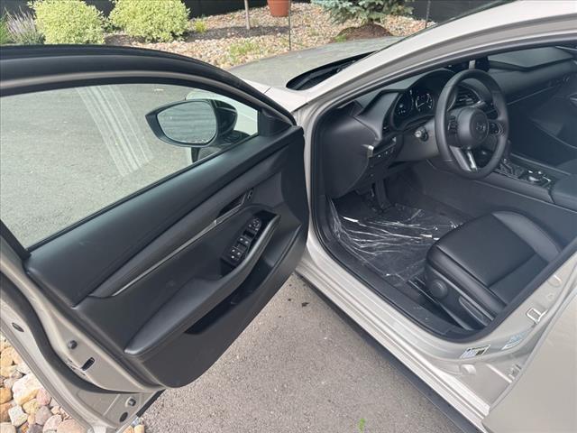 2025 Mazda Mazda3 Sedan 2.5 S Select Sport