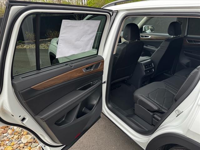 2025 Volkswagen Atlas SE 4Motion