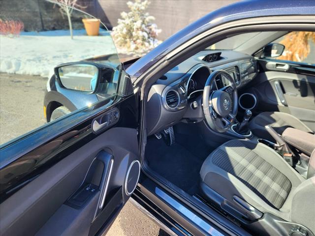 2013 Volkswagen Beetle 2.0T TURBO W/SUN/