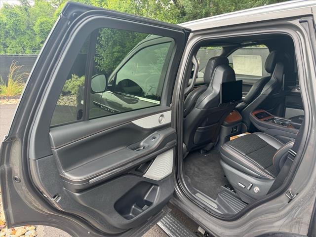 2025 Lincoln Navigator Black Label