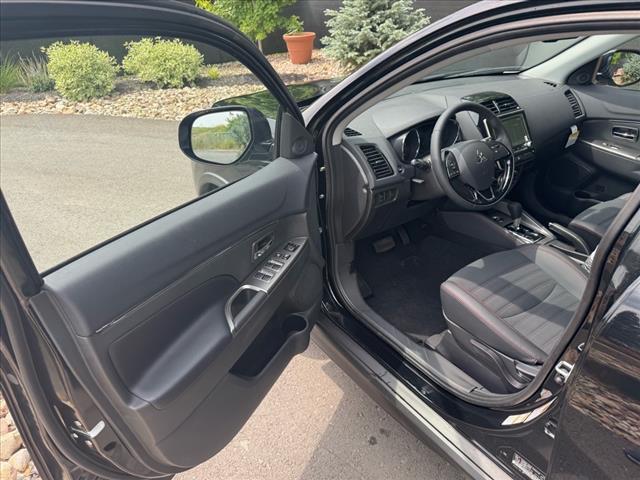 2025 Mitsubishi Outlander Sport SE