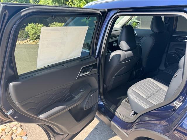2025 Mitsubishi Outlander SEL