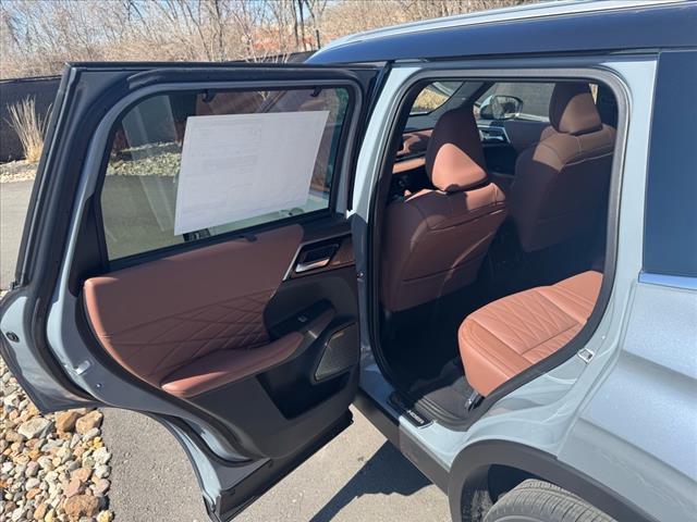 2025 Mitsubishi Outlander SEL