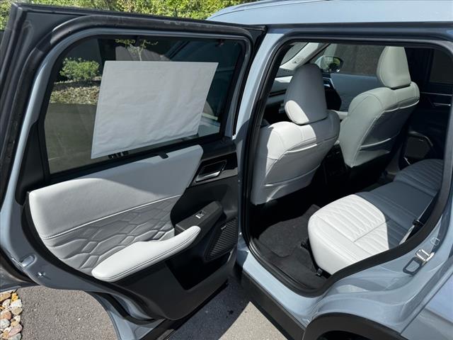 2025 Mitsubishi Outlander SEL