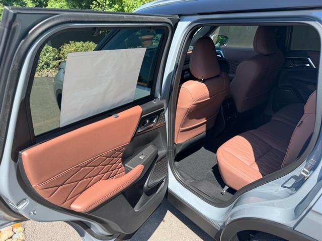 2025 Mitsubishi Outlander SEL